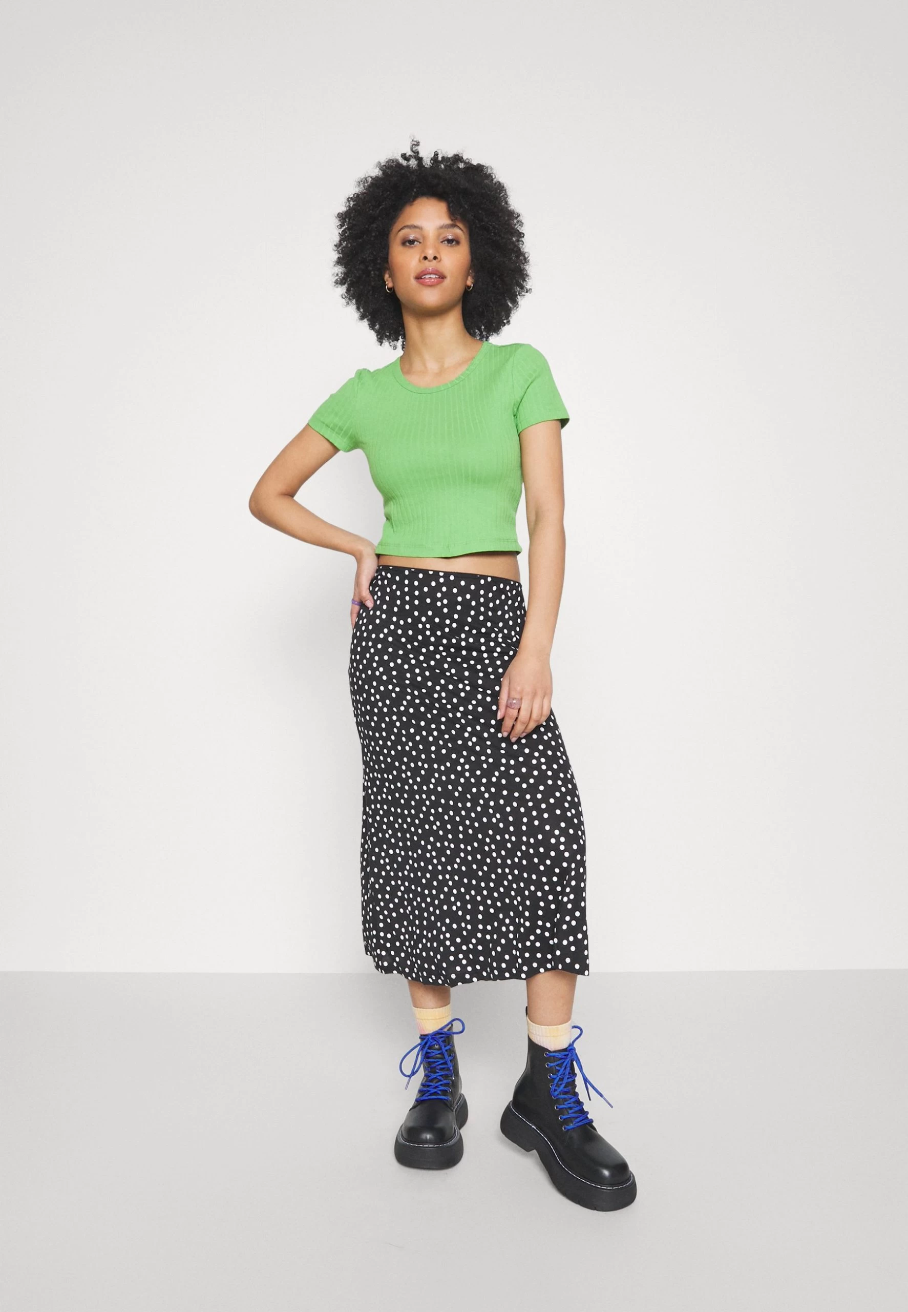 Falda De Tubo -Black 2 Falda De Tubo -Black - Imagen 2