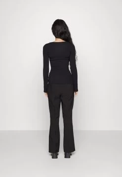 Button Detail - Jersey De Punto - Black 7 Button Detail - Jersey De Punto - Black -Anna Field Almacenar 25ce30d2bd4d4a82a948623baa823a98