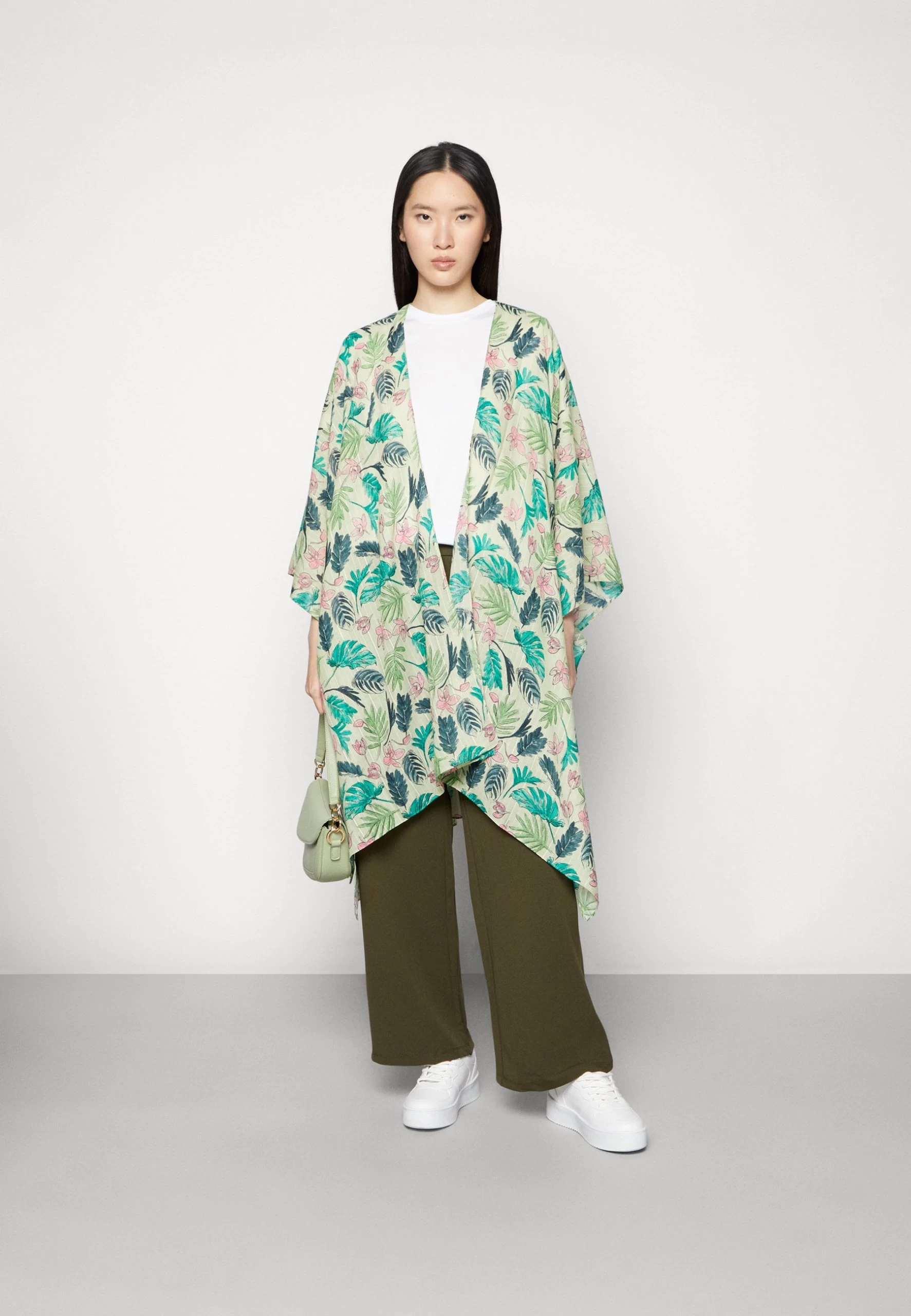 Anna Field Poncho - Green 2 Anna Field Poncho - Green - Imagen 2
