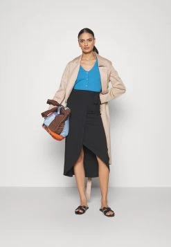 Anna Field Almacenar -Anna Field Almacenar 693ae8e2fdab484c923e985b12188ebd