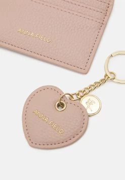 Anna Field Set - Funda Para Tarjeta De Visita - Nude 8 Anna Field Set - Funda Para Tarjeta De Visita - Nude -Anna Field Almacenar b60ebf51b23e48998461c47b37650bc6
